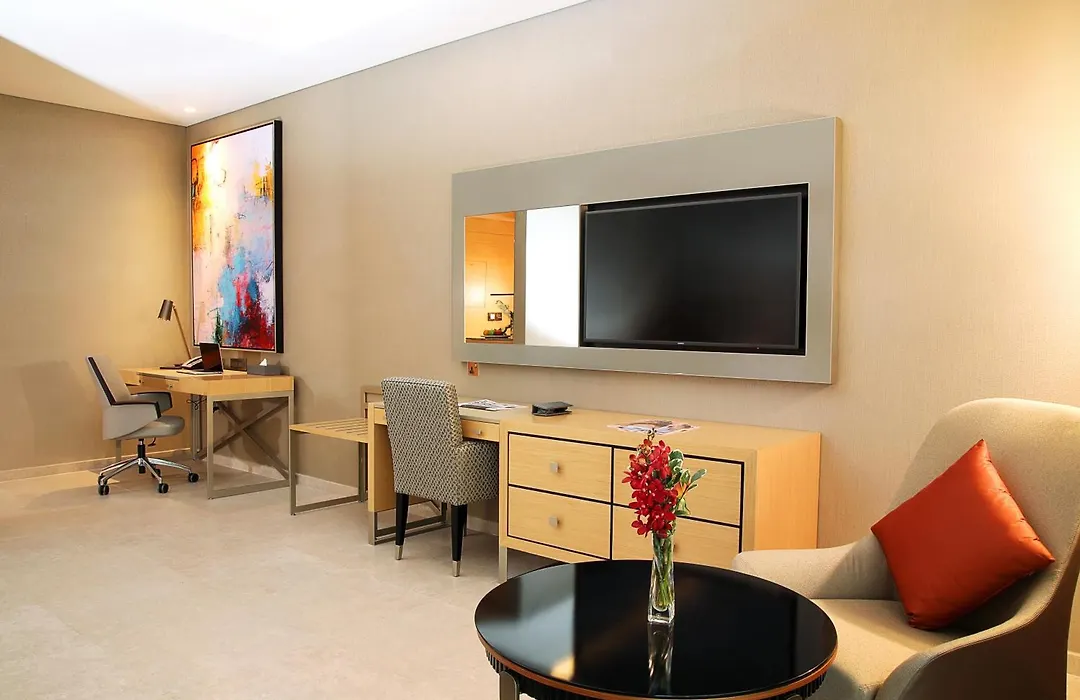 Grand Cosmopolitan Hotel-1