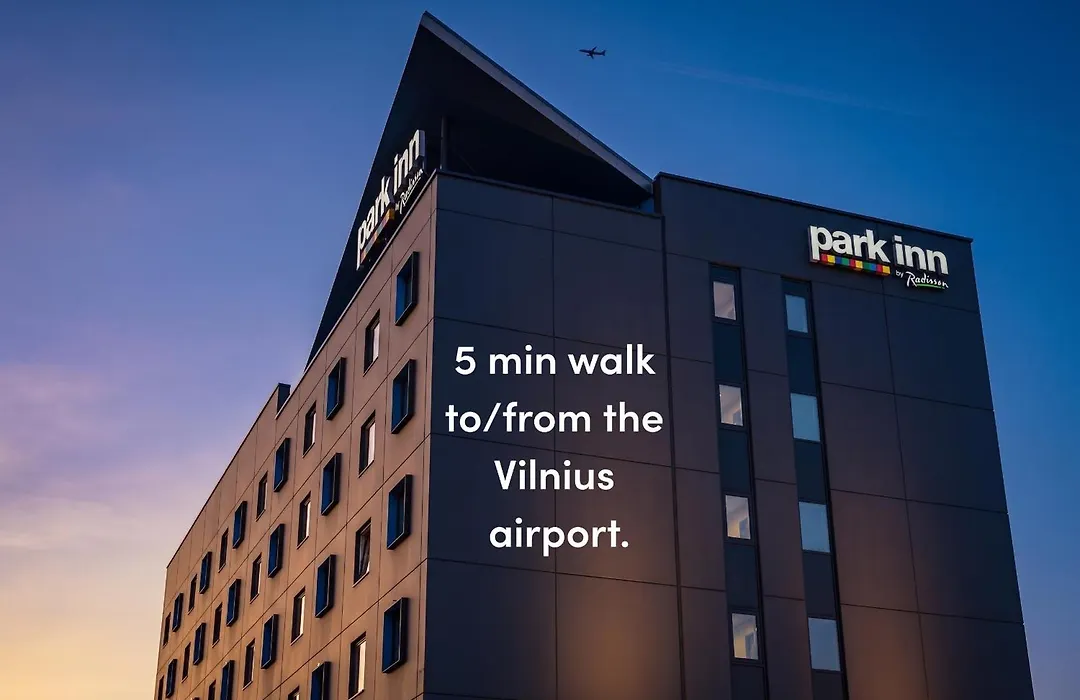 Park Inn By Radisson Vilnius Airport Hotel & Conference Centre-1