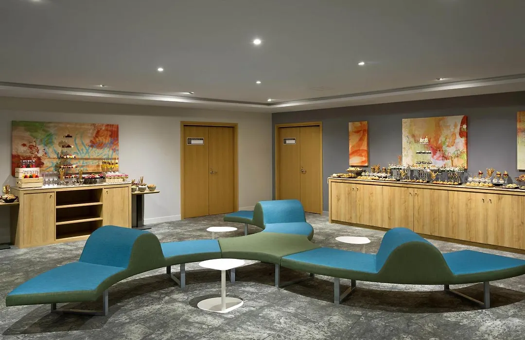 Ibis Jeddah City Center-1