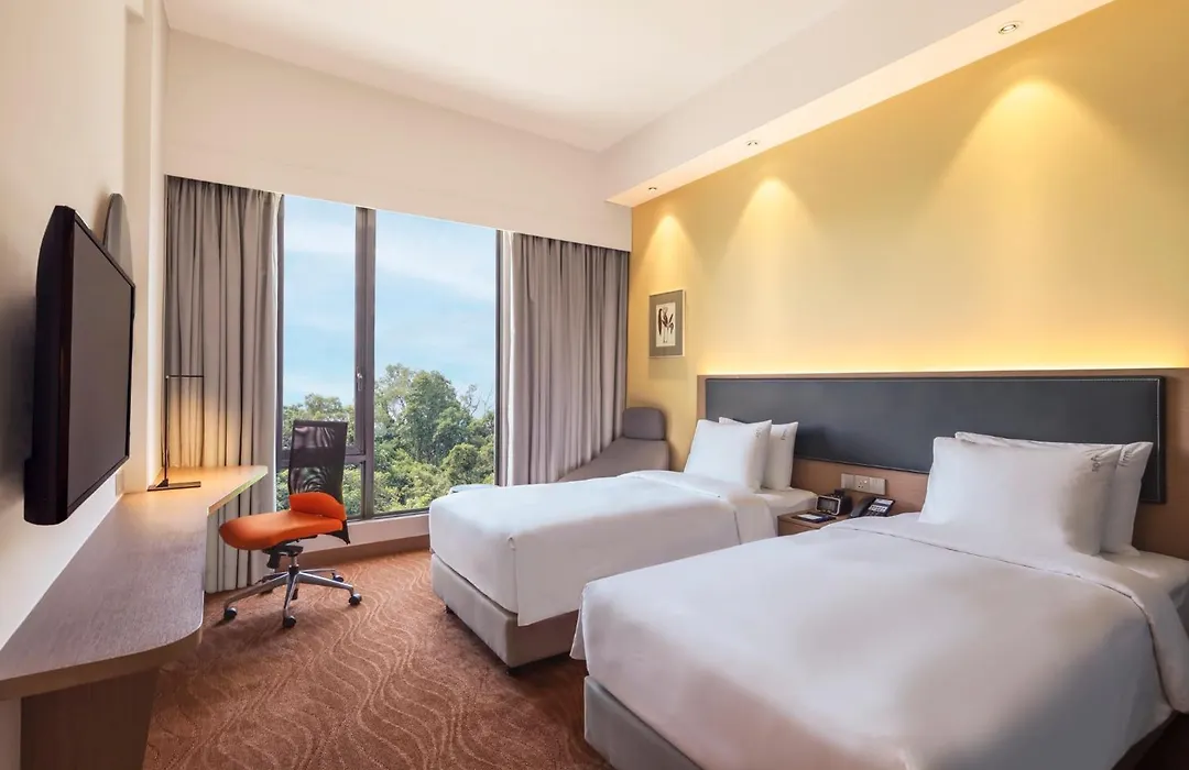 Holiday Inn Express Kota Kinabalu City Centre By Ihg-1