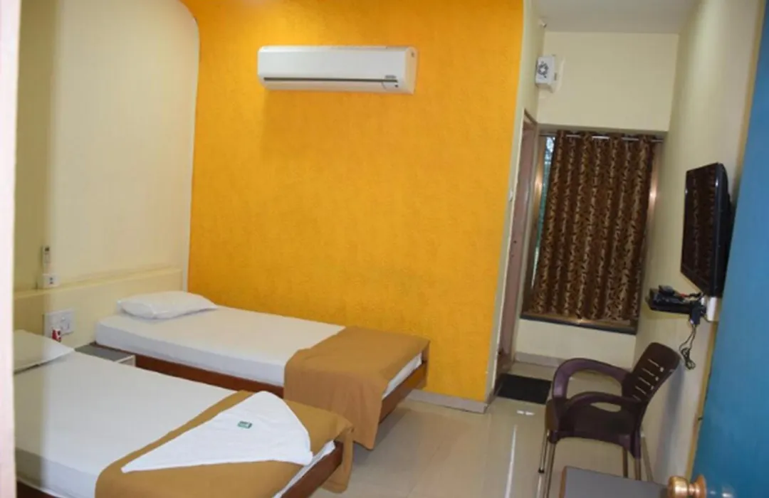 Hotel Uma Executive Lodging-1