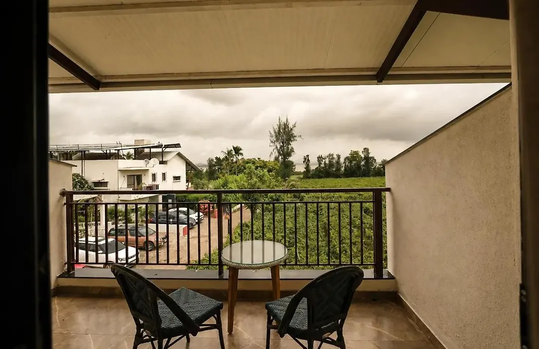 Soma Vineyard Resort -Nashik-1