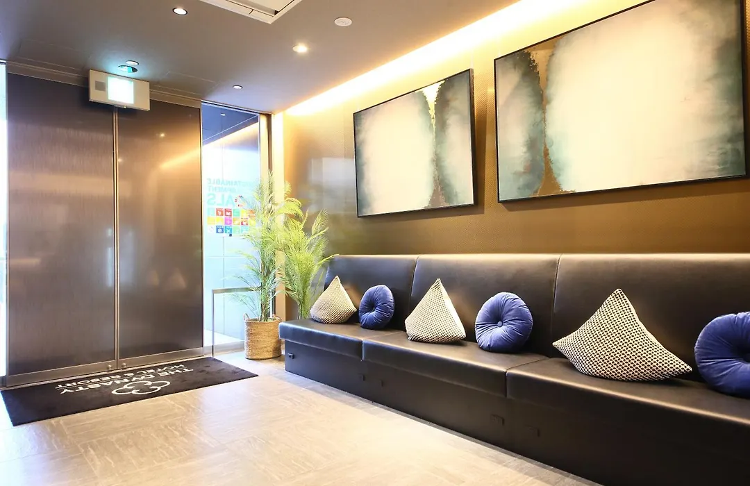 Dynasty Hotel & Resort Osaka-1