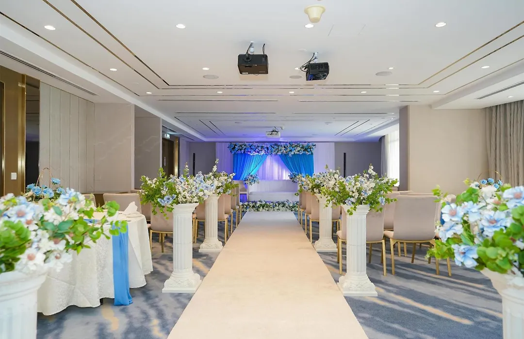 Radisson Dubai Damac Hills-1
