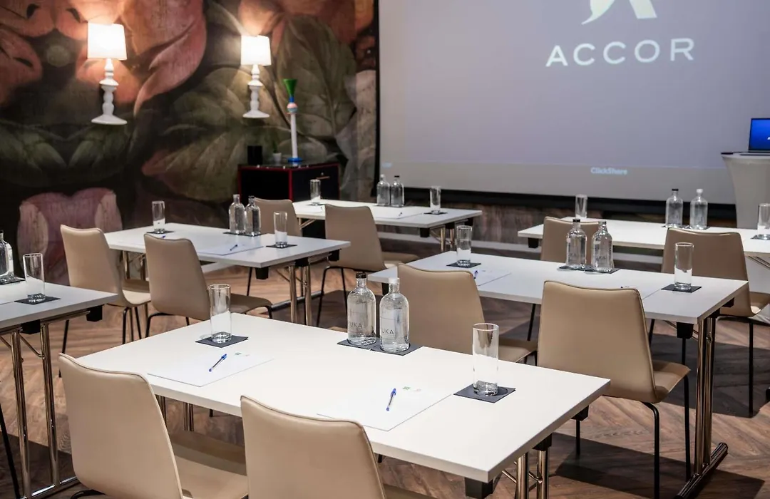 Aparthotel Adagio Zurich City Center-1