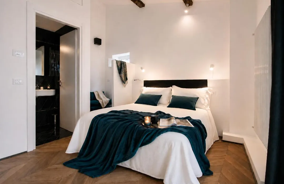 Caesar Suites By "The House Of Travelers"-1