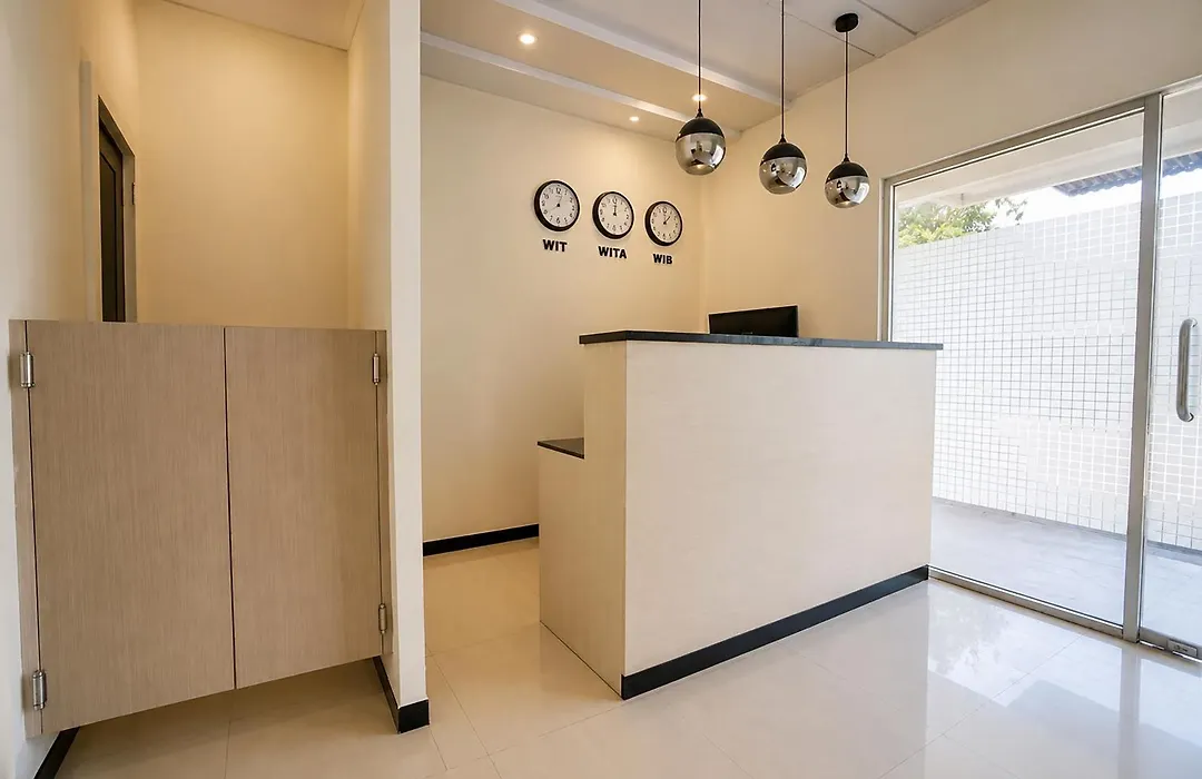 Hotel O Near Ciputra Hospital Formerly Veloura Living Citraland-1