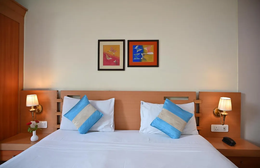 Savoy Greens Karnal-1
