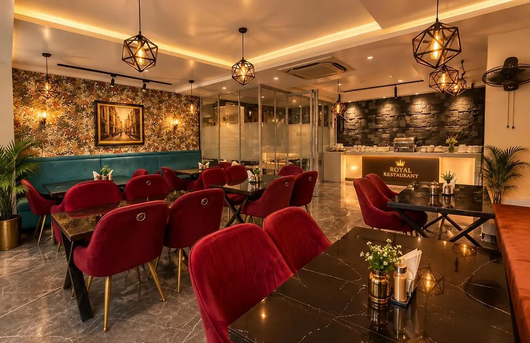 Hotel Ip Royal By Qotel-1