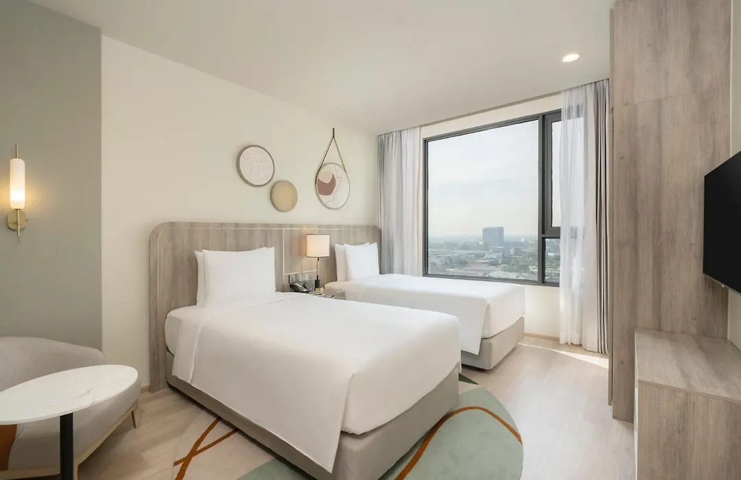 Staybridge Suites Bangkok Sukhumvit By Ihg-1