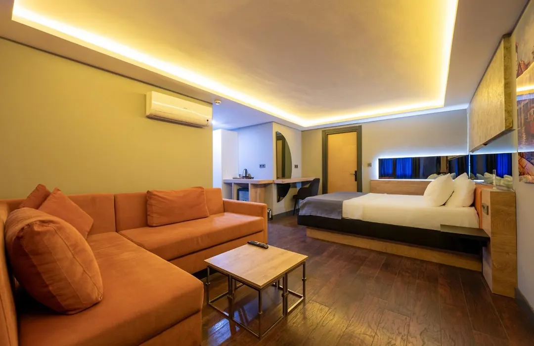 216 Bosphorus-1