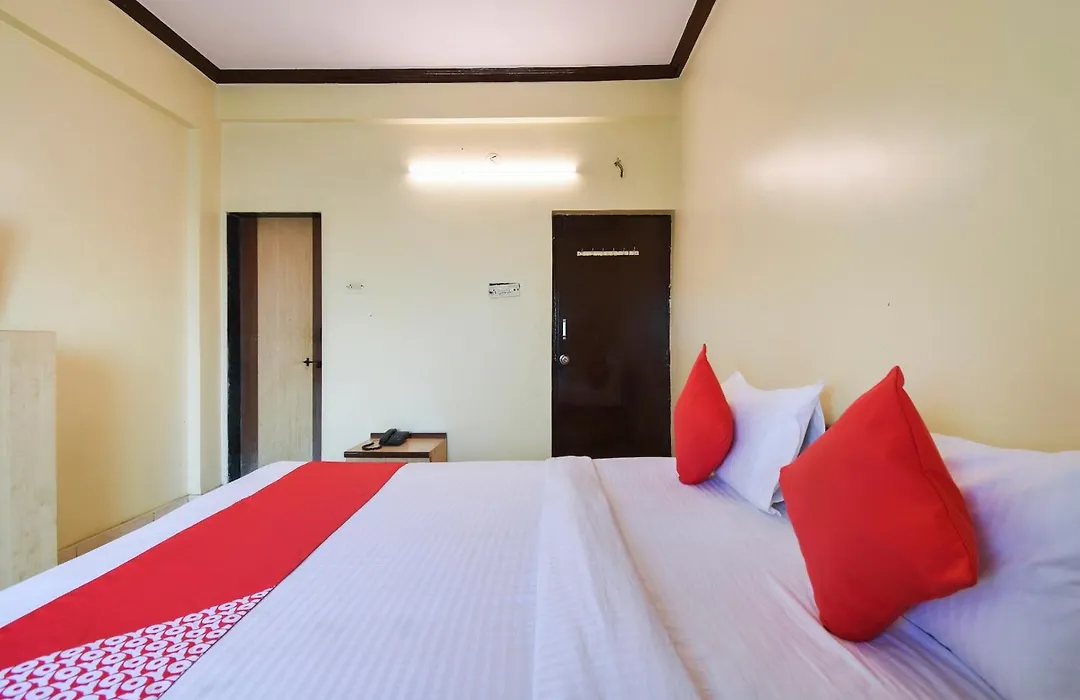 Hotel O Swaraj Resto And Lodging-1
