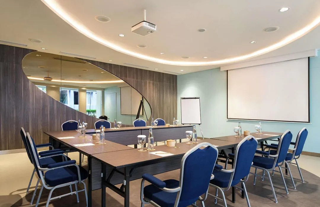 Grand Mercure Bali Seminyak-1