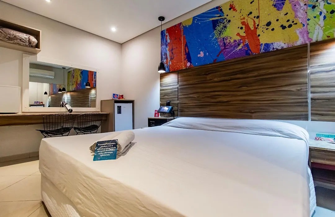 Soft Motel - Usp-1