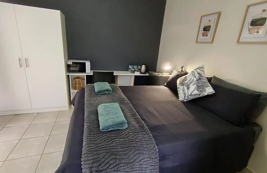 29B Zebra Street - Inhimwe Guesthouse-1