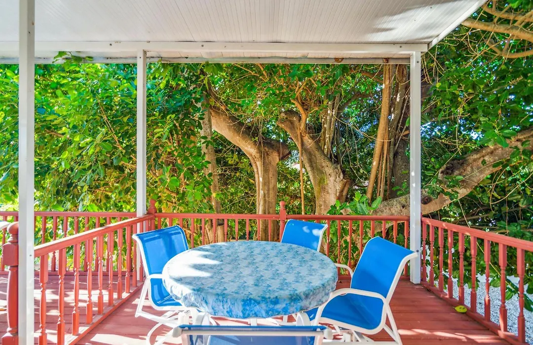 Banyan House Vacation Rentals-1