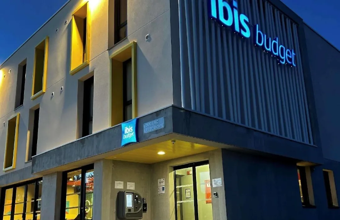 ibis budget Loudéac Vélodrome-1
