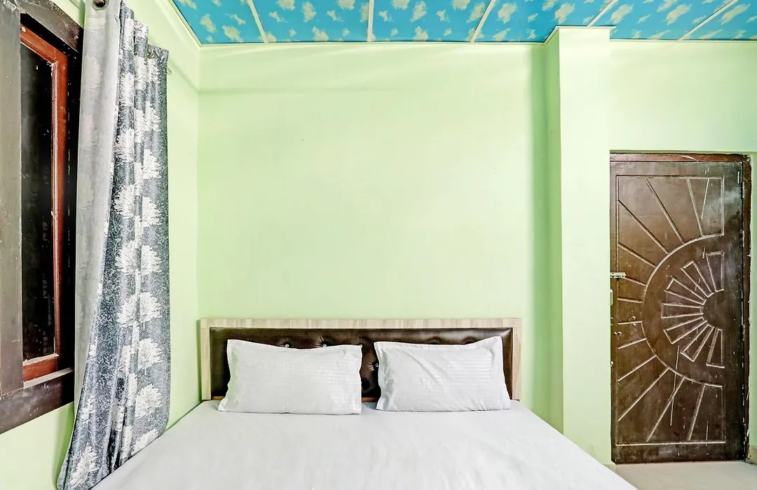 Narayan Guest House-1