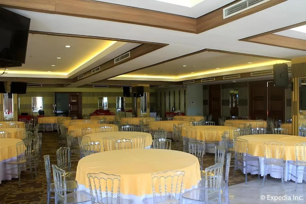 Newtown Plaza Hotel-1