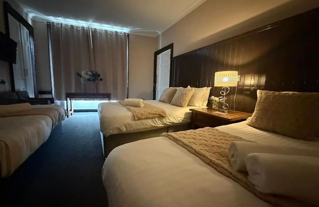 Luxe Rooms-1