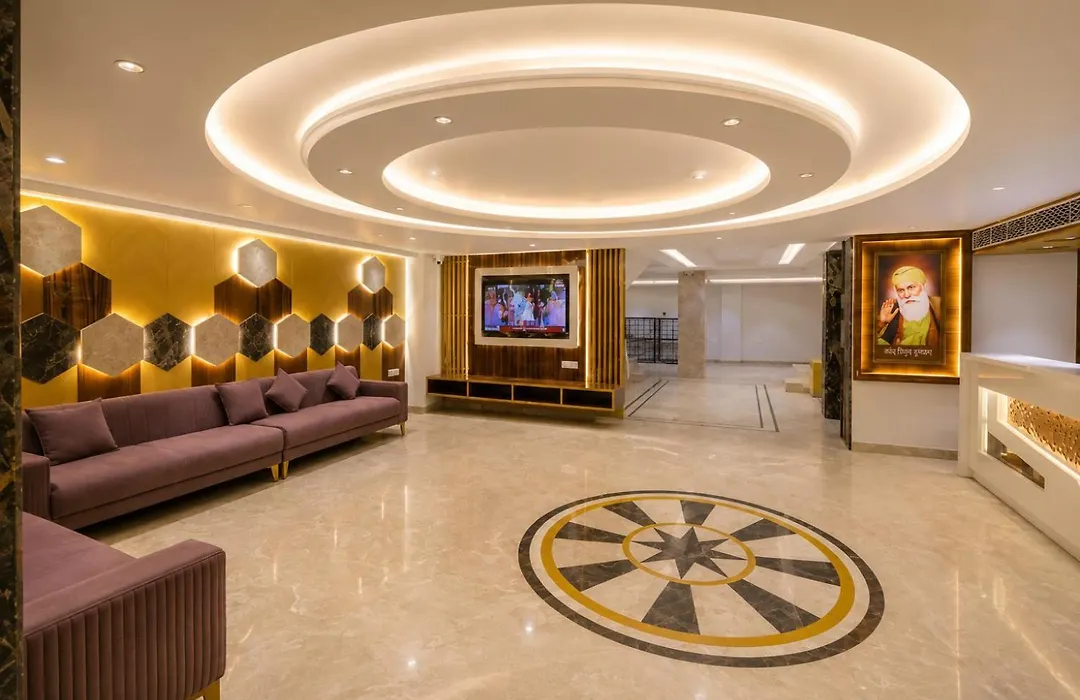 Hotel Glitz - Walk In From New Delhi Railway Station-1