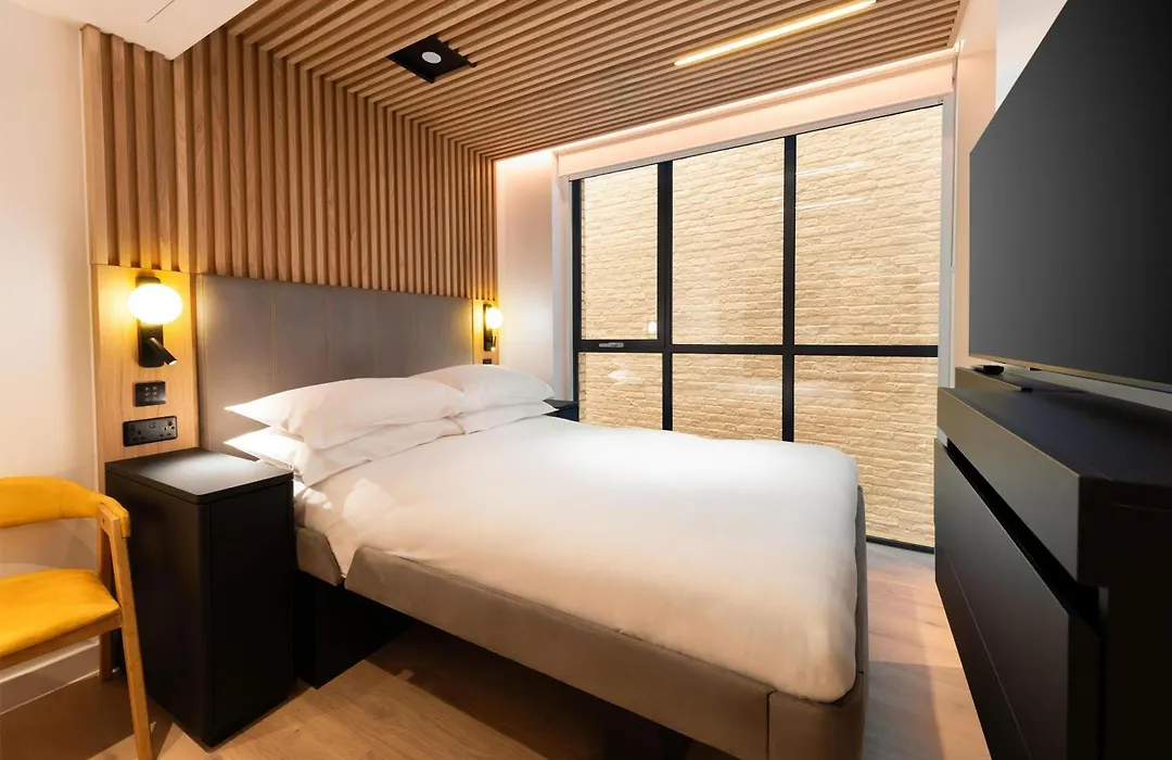 Yotelpad London Stratford, Select By Hilton-1