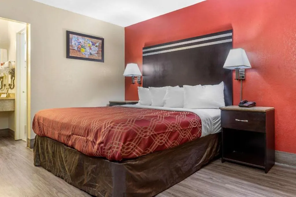 Econo Lodge Columbia Fort Jackson-1