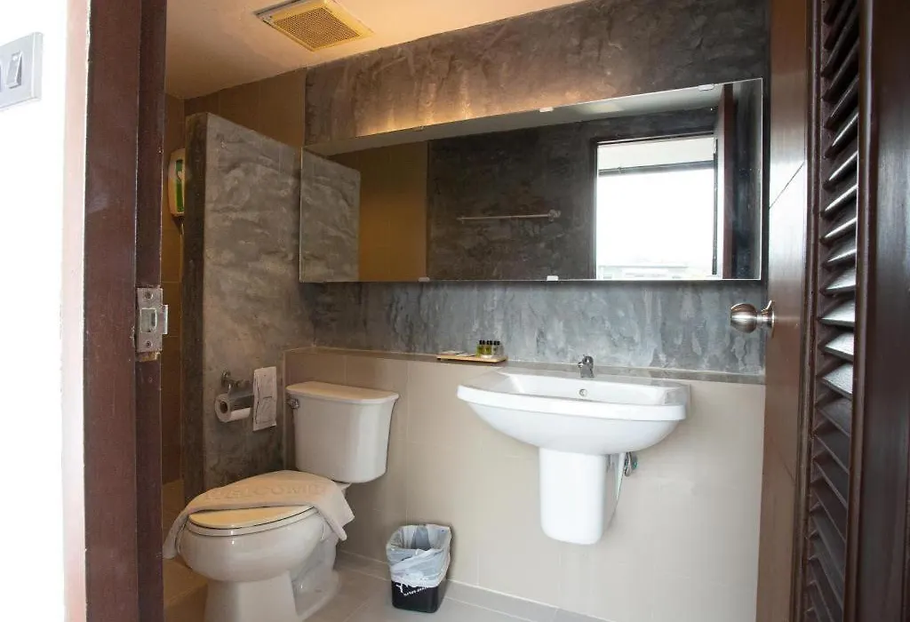 B2 Green Boutique And Budget Hotel-1