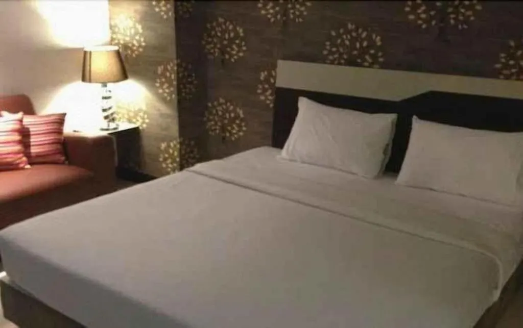 G2 Hotel Group-1