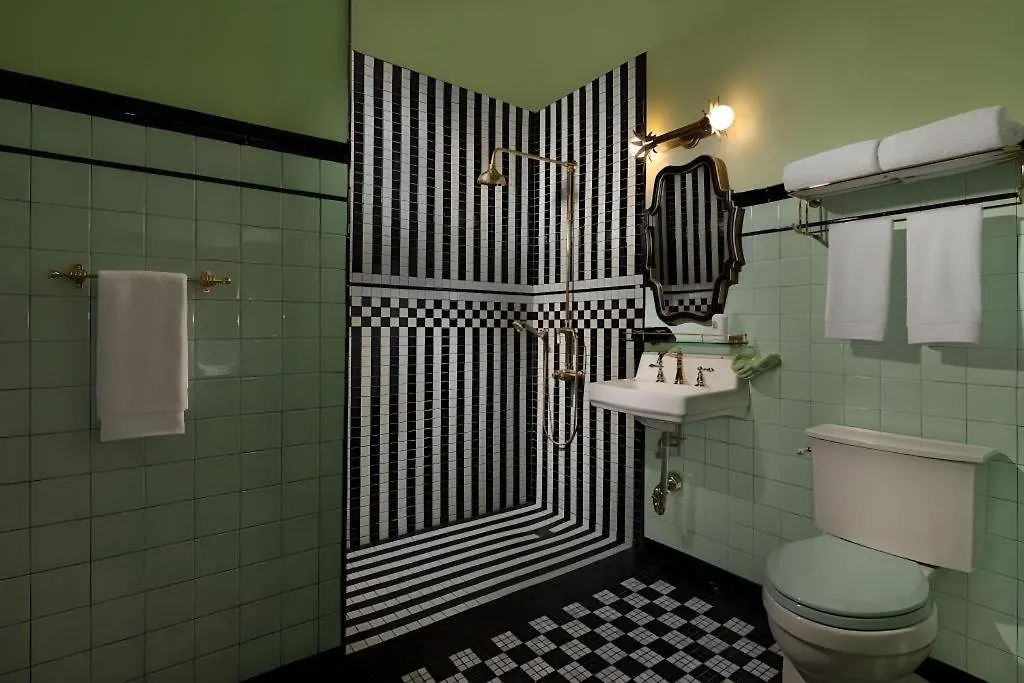 The Lafayette Hotel, Swim Club & Bungalows-1