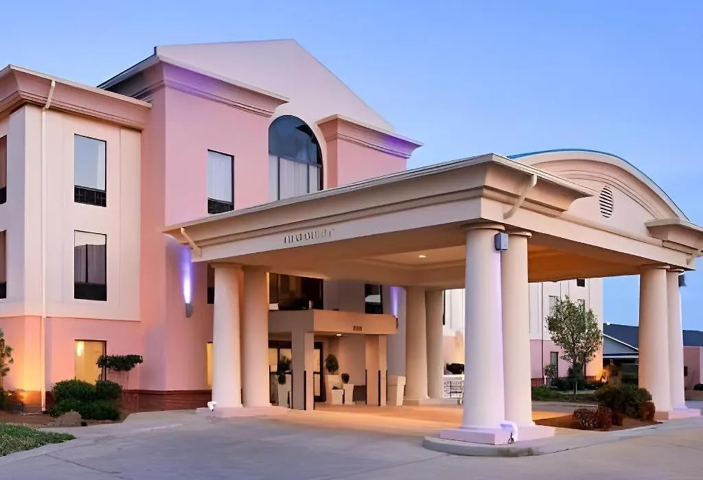 Holiday Inn Express Hotel & Suites Cleveland - Ms By Ihg-1
