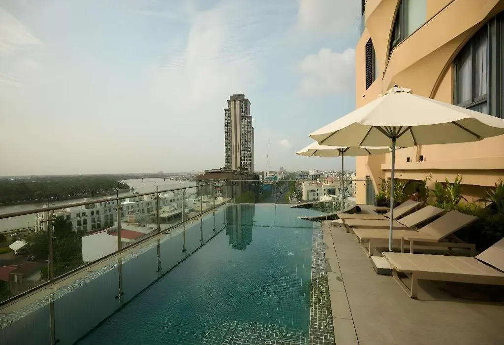 The Iris Signature Hotel And Spa-1