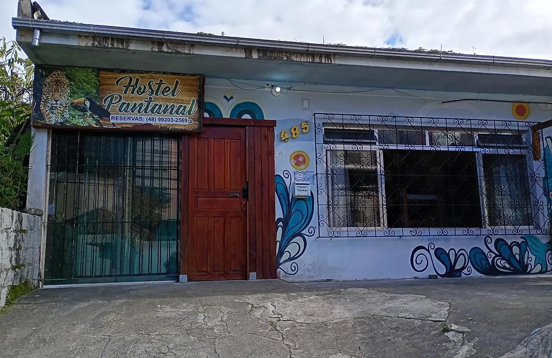 Hostel Pantanal Em Florianópolis-1