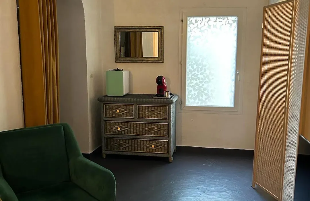 La Villa-1