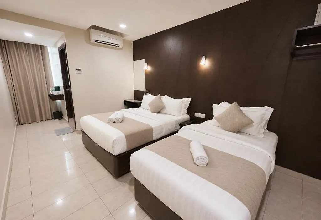 Cathay Hotel-1