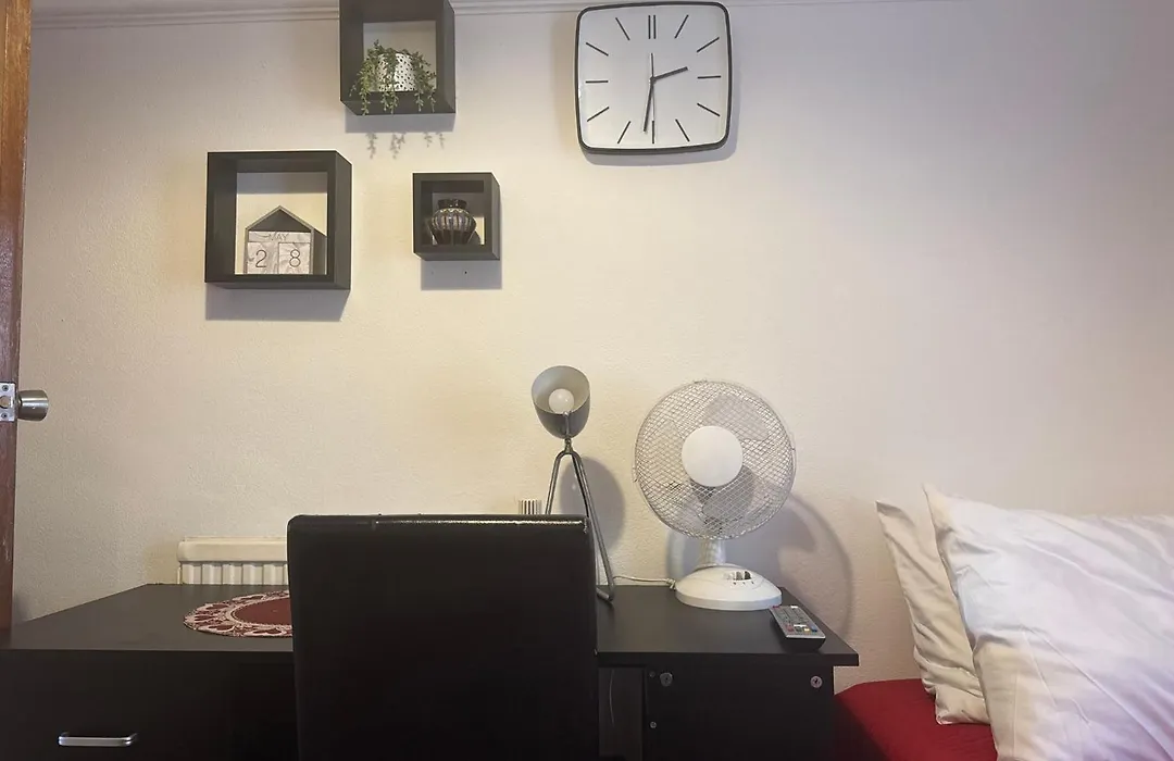 4 Bedroom House Rented By The Room-1