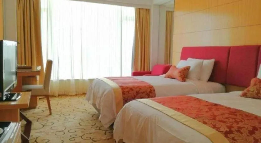Golden Lustre Hotel-1