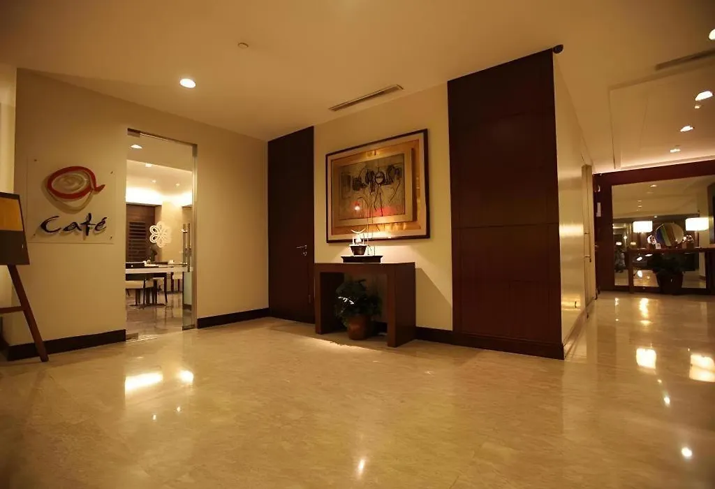 Amorsolo Mansion Hotel-1