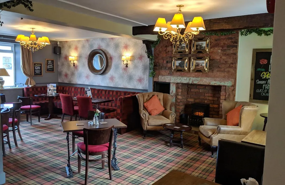 The Queens Head-1