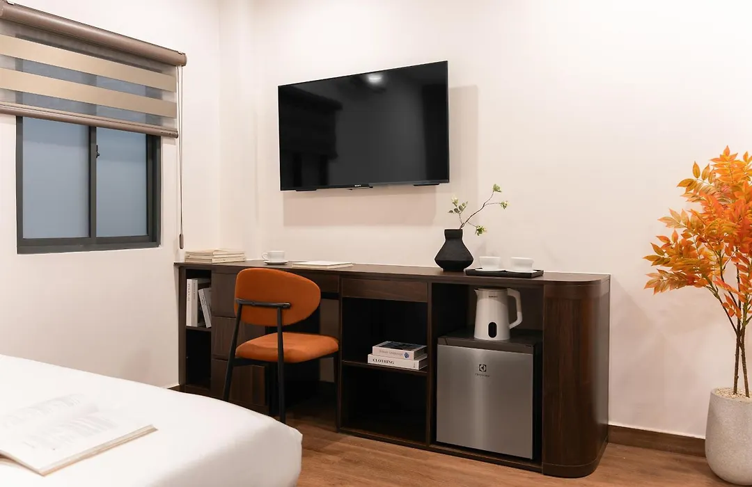 V Living - Downtown Saigon Stay With Free Laundry-1