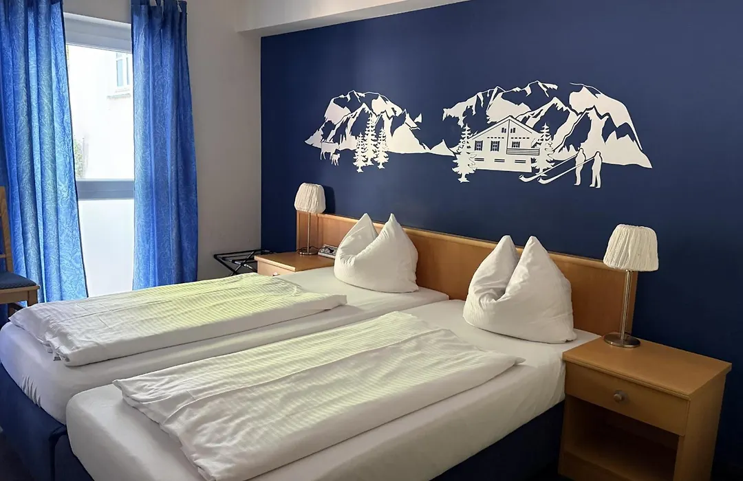 Stadthotel garni Augsburger Hof-1