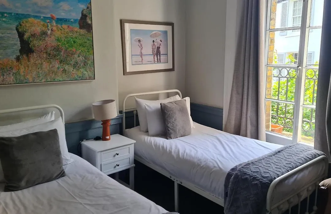 Kings Boutique Hotel-1