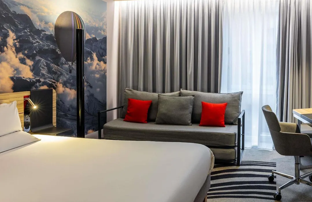 Novotel Leeds Centre-1