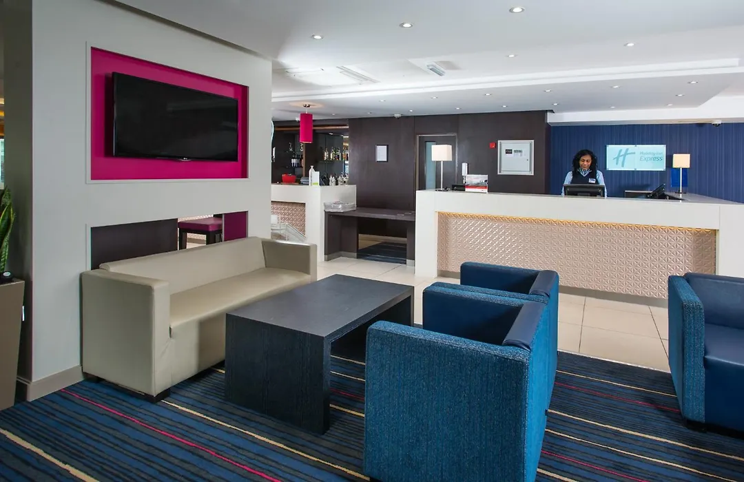 Holiday Inn Express London - Wandsworth By Ihg-1