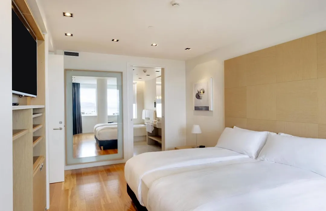 Hilton Reykjavik-1