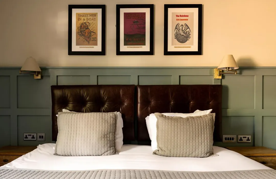 The White Hart Hotel-1
