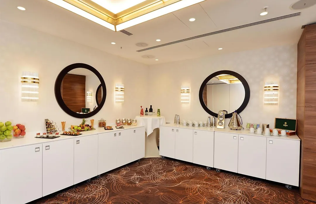 Best Western Plus Delta Park Hotel-1