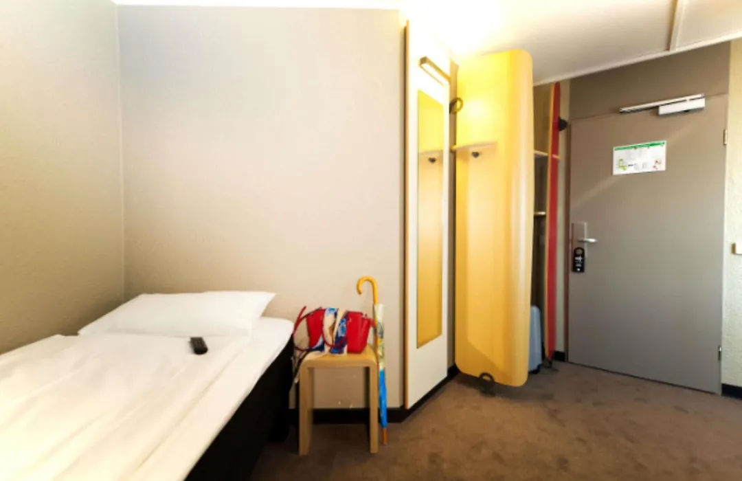 Ibis Koeln Centrum-1