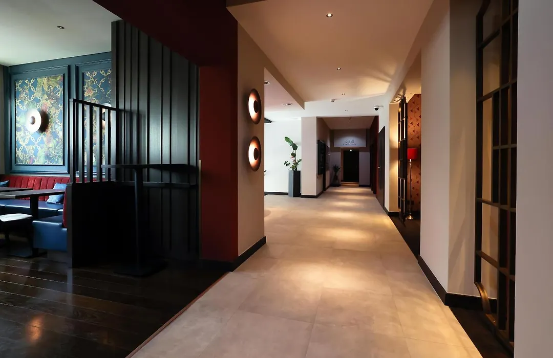 Best Western Plus Hotel St. Raphael-1