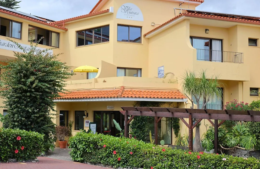 Traineira Vila Ventura Village-1